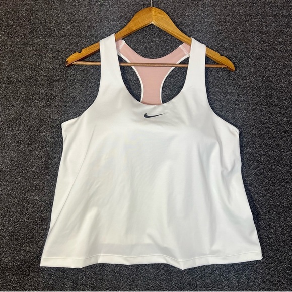 White Nike Swish Built in Bra Tank Top, Womens 1X - Picture 1 of 7